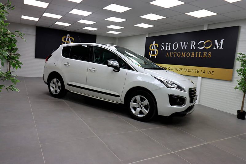 PEUGEOT 3008 2015