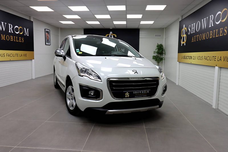 PEUGEOT 3008 2015