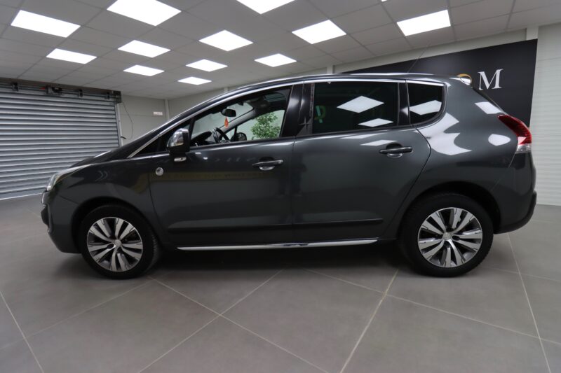 PEUGEOT 3008 Monospace 2015