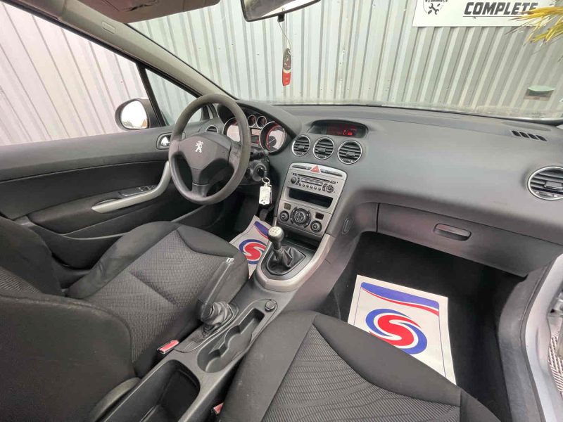 PEUGEOT 308 I 2011