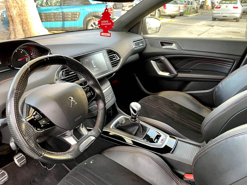 PEUGEOT 308 II 2015