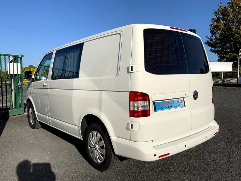 VOLKSWAGEN TRANSPORTER T5  2010