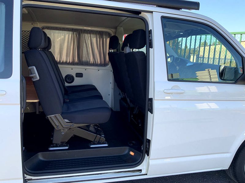 VOLKSWAGEN TRANSPORTER T5  2010