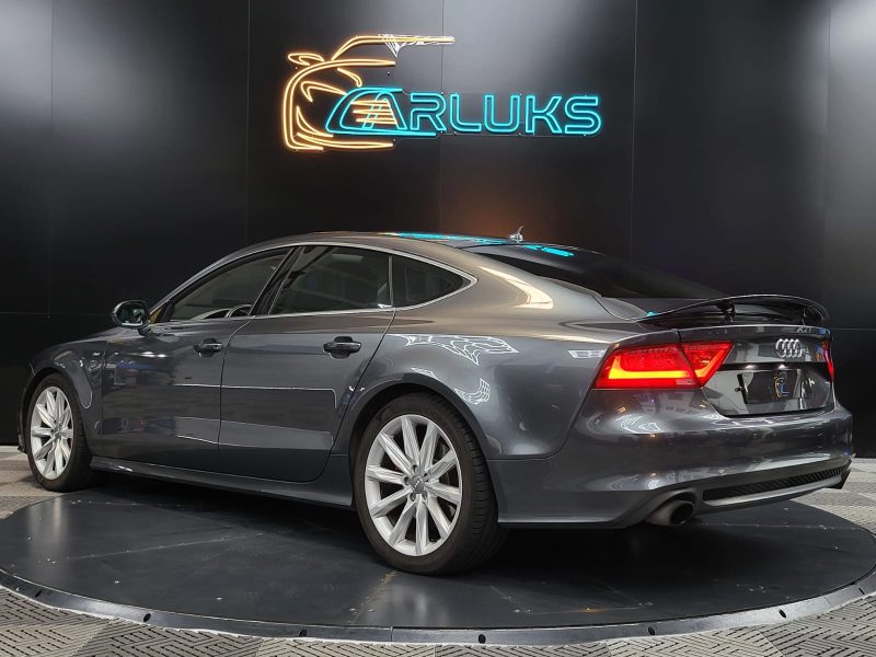 AUDI A7 SPORTBACK 3.0 TFSI 300cv S-Line S-Tronic7 // TOIT OUVRANT/ SIEGES CHAUFFANT/CAMERA DE RECUL