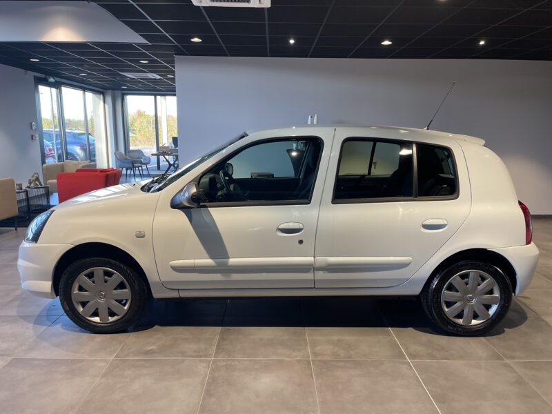 RENAULT CLIO 2 CAMPUS 