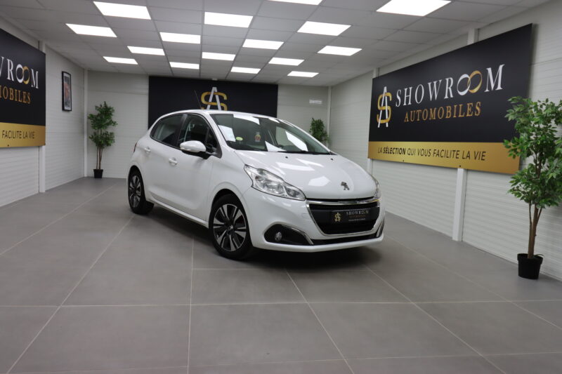 PEUGEOT 208 2018