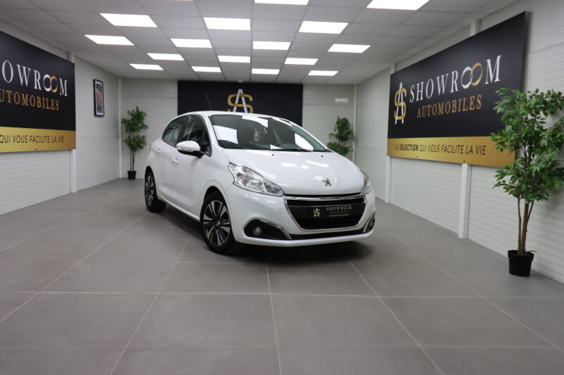 PEUGEOT 208 2018