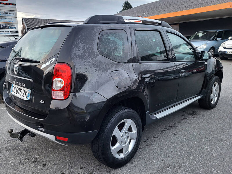 DACIA DUSTER 2012 1er main