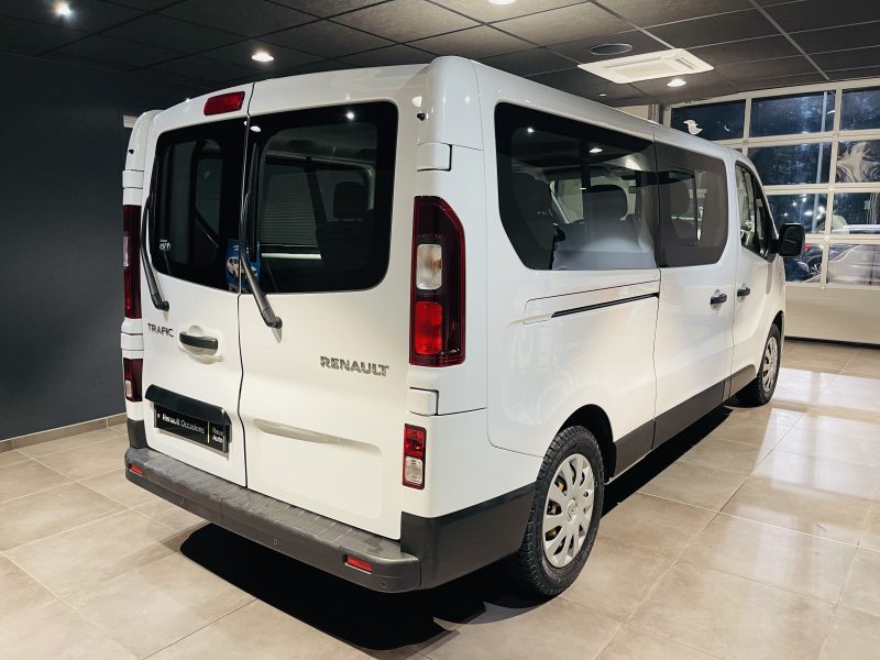 RENAULT TRAFIC III  2018