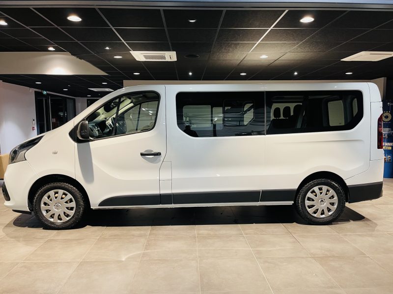 RENAULT TRAFIC III  2018