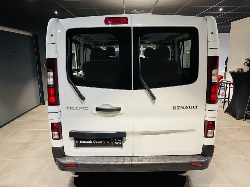 RENAULT TRAFIC III  2018