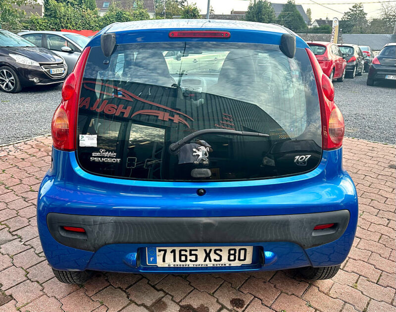 PEUGEOT 107 2009