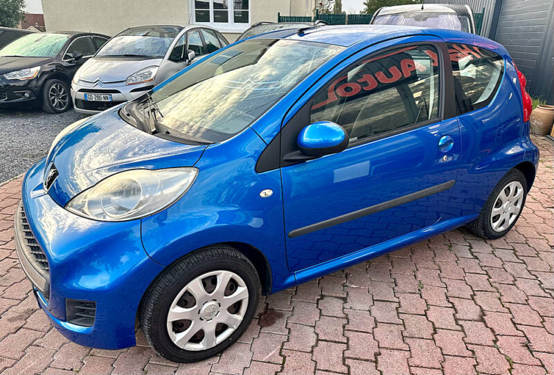 PEUGEOT 107 2009