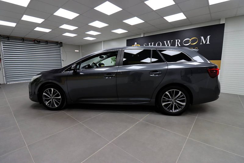 TOYOTA Avensis 2018