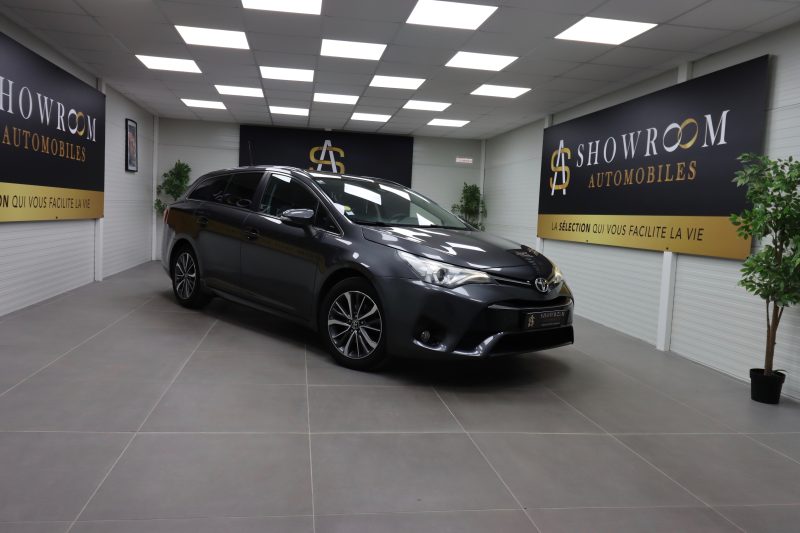 TOYOTA Avensis 2018