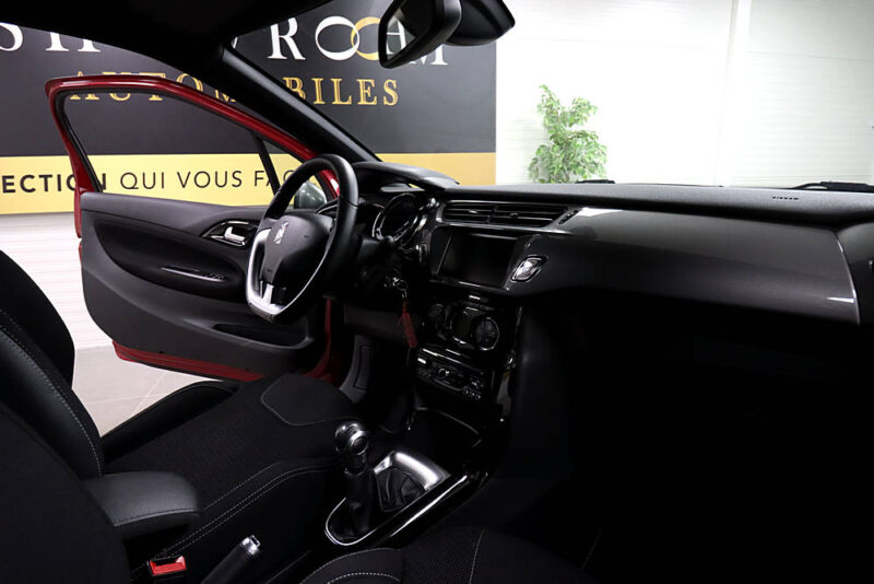 CITROEN DS3 2015