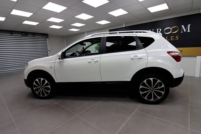 NISSAN QASHQAI 2012