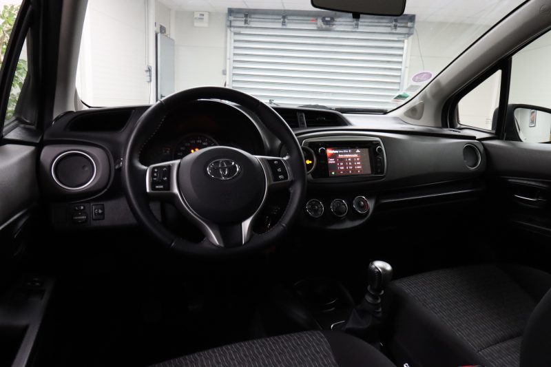 TOYOTA YARIS 2014