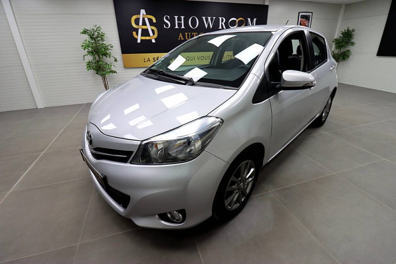 TOYOTA YARIS 2014