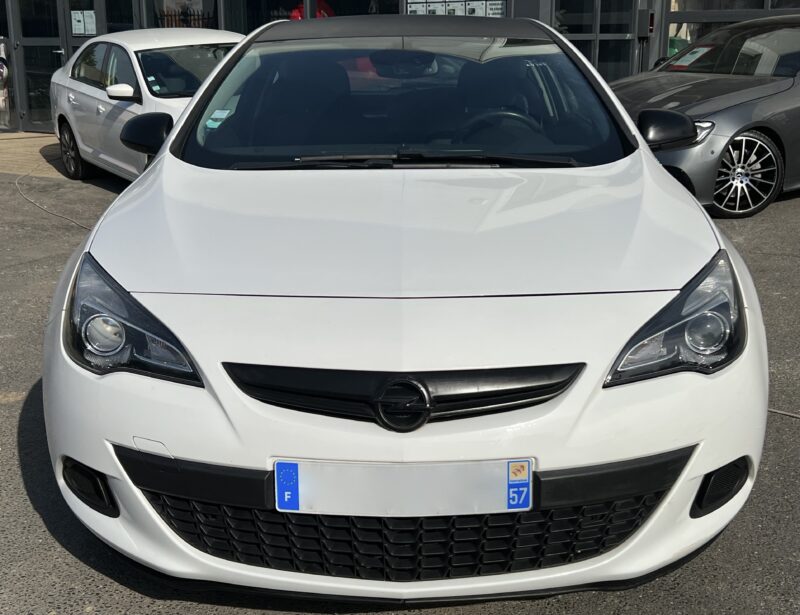 OPEL ASTRA 4 IV COUPE GTC PHASE 2 1.4 TURBO 120 Cv 1ERE MAIN / GPS ANDROID CAMERA - Garantie1an 