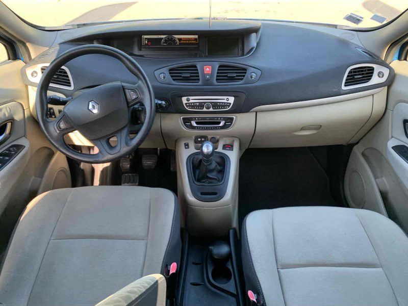 RENAULT SCÉNIC III 1.5DCI 110CV