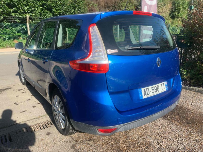 RENAULT SCÉNIC III 1.5DCI 110CV