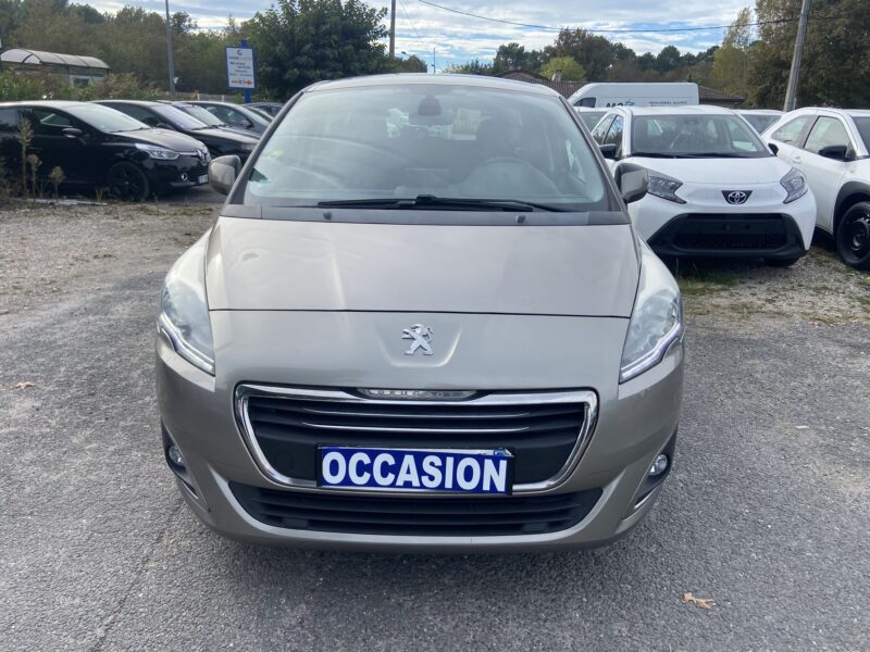 PEUGEOT 5008 HDI 115 BUSINESS PACK