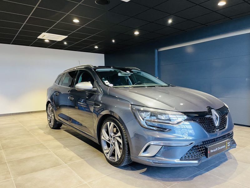 RENAULT MEGANE IV Estate 2017