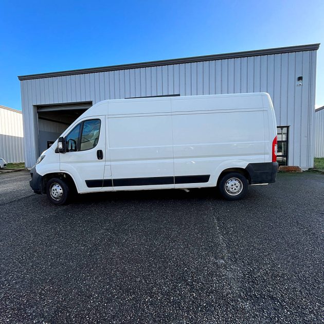 PEUGEOT BOXER 2.0 BlueHDi 130cv L3H2 PREMIUM PACK Garantie 12 mois