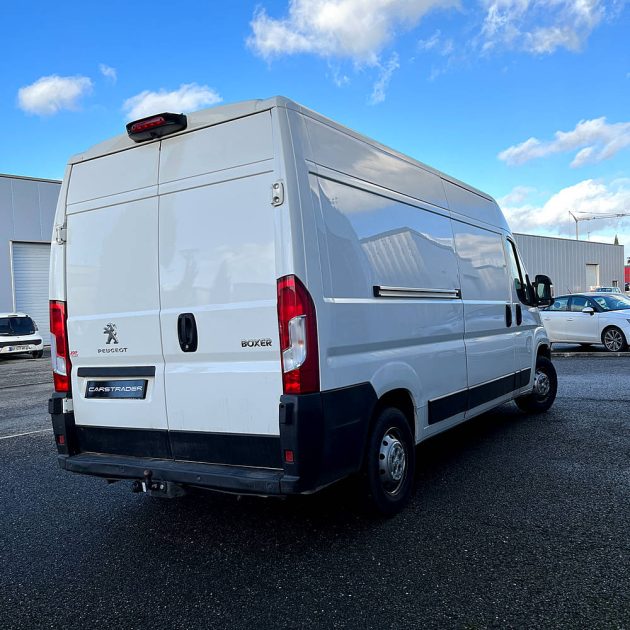 PEUGEOT BOXER 2.0 BlueHDi 130cv L3H2 PREMIUM PACK Garantie 12 mois