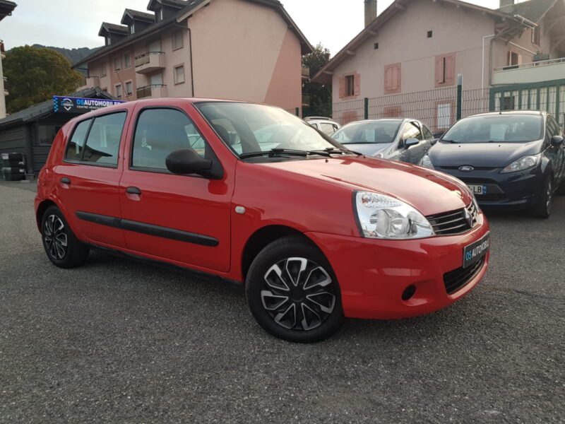 RENAULT CLIO II 1.2i 75CV CAMPUS