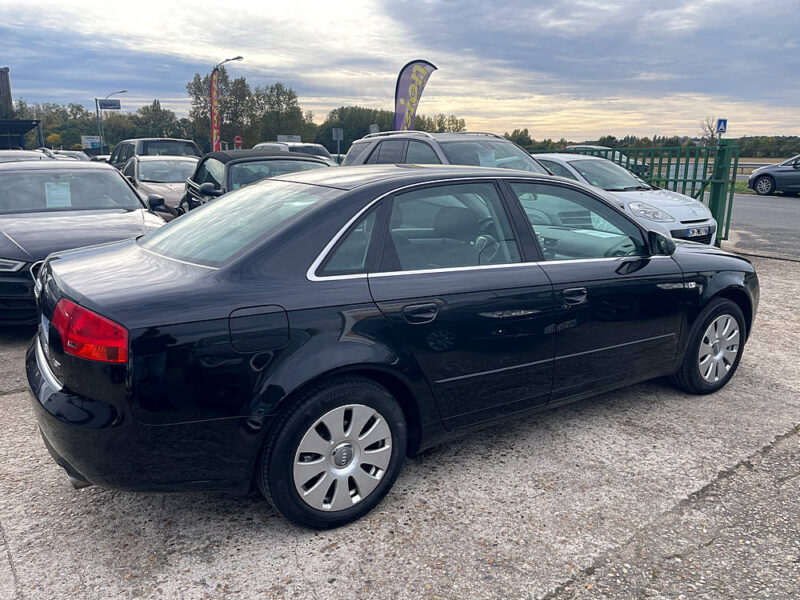 AUDI A4 2005