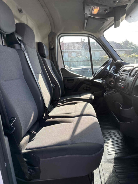 RENAULT MASTER III Camionnette 2018