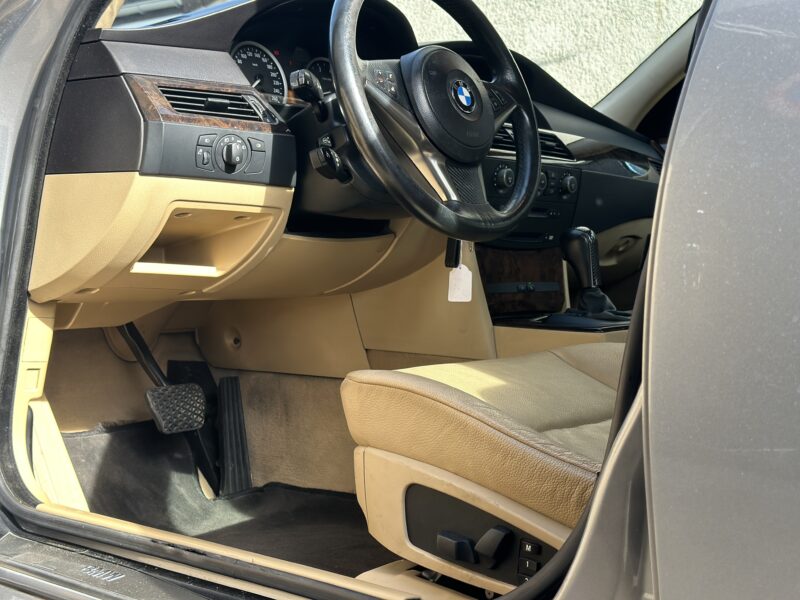 BMW SERIE 5  545i BOITE AUTOMATIQUE PAYEZ EN 4X !