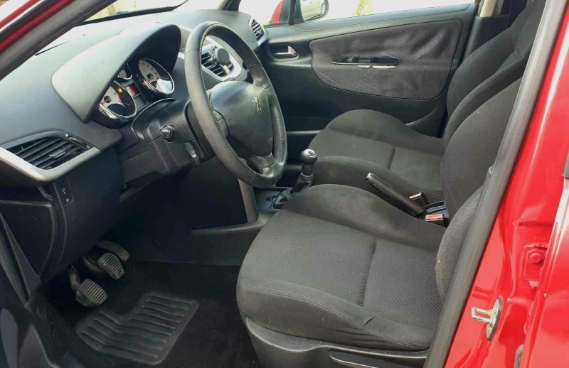 PEUGEOT 207 2007