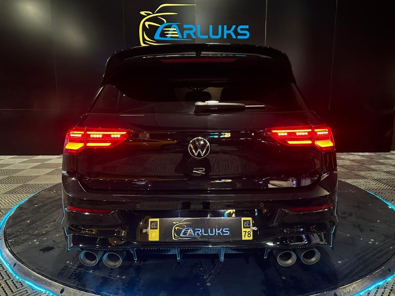 VOLKSWAGEN GOLF VIII R 2.0 TSI 320cv 4Motion PERORMANCE AKRAPOVIC , TO , Cuir complet , Caméra , VMA