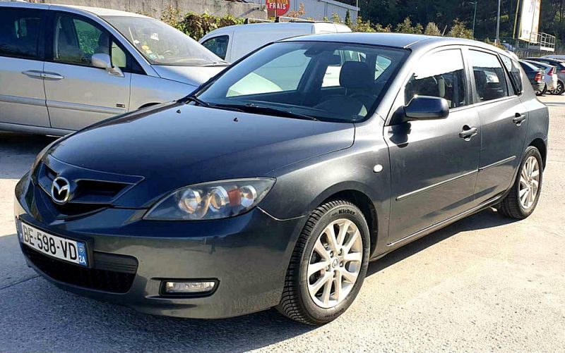 MAZDA 3 2009