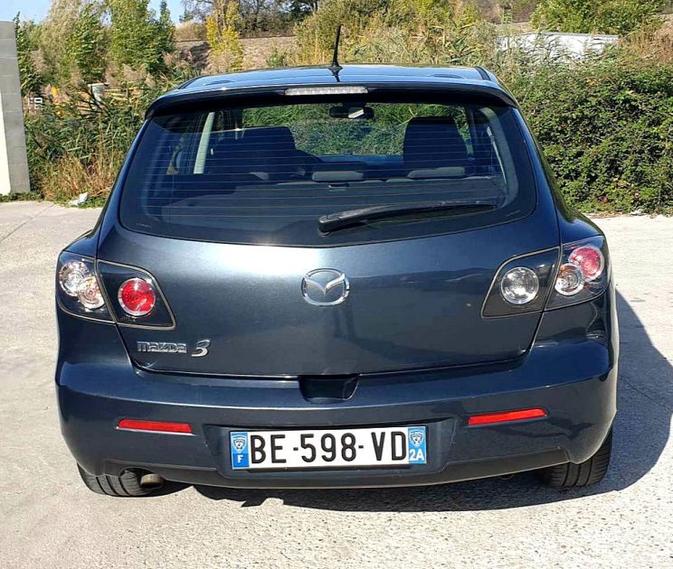 MAZDA 3 2009