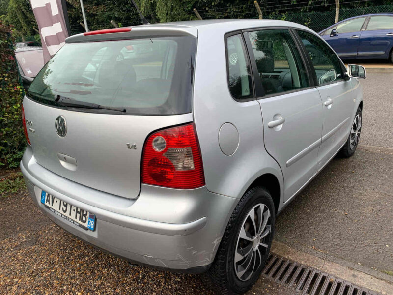 VOLKSWAGEN POLO 1.4i 16V 75CV