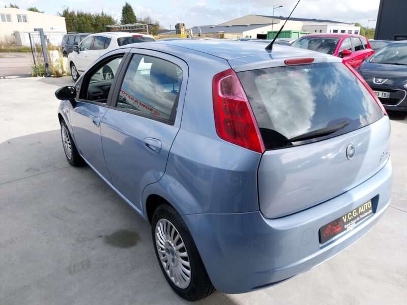 FIAT GRANDE PUNTO 1.3 D Multijet 75 Team