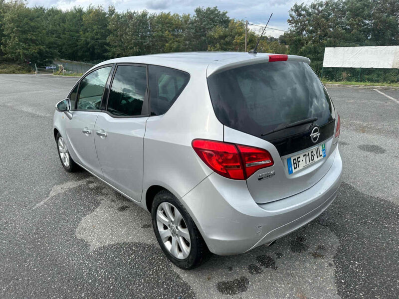 OPEL MERIVA B Monospace 2011