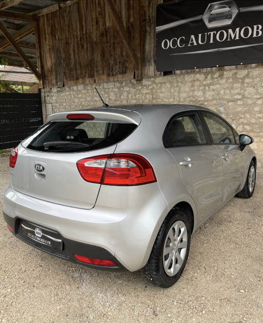 KIA RIO III 2013