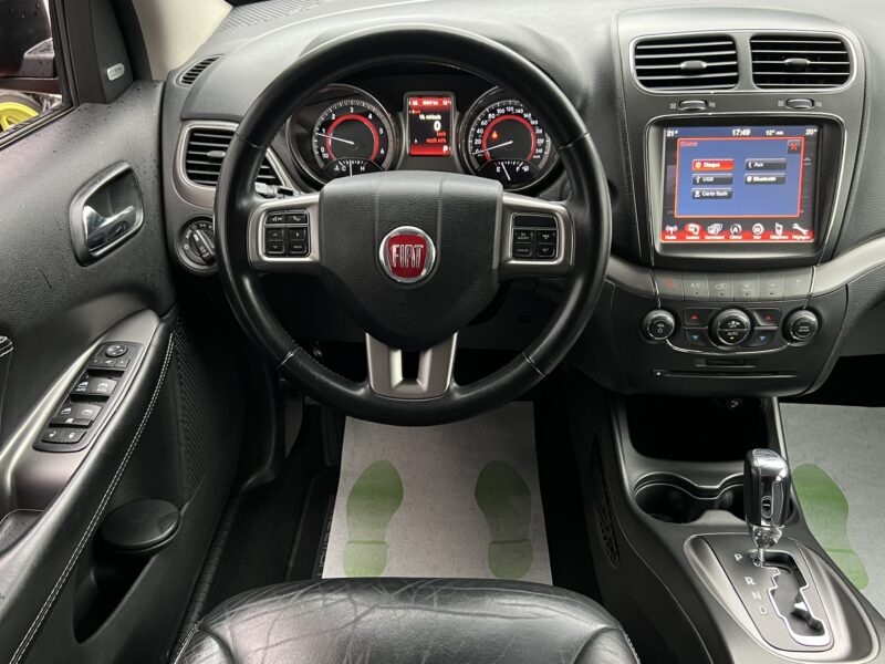 FIAT FREEMONT CROSS 4x4 2.0 MULTIJET 170 Cv 7 PLACES / BOITE AUTO / GPS TOIT OUVRANT - GARANTIE 1 AN