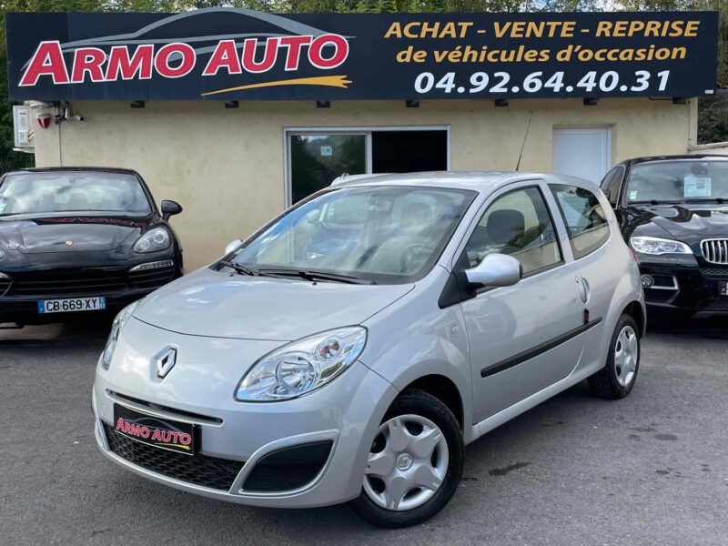 RENAULT TWINGO II 2009