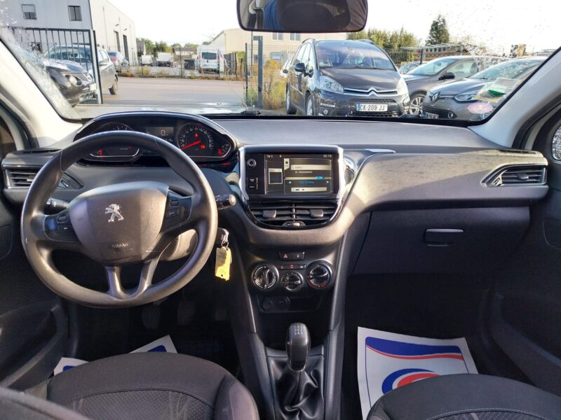 PEUGEOT 208 I 1.2 VTI 82 Active