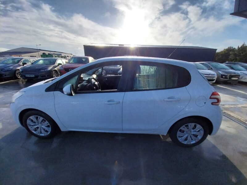 PEUGEOT 208 I 1.2 VTI 82 Active