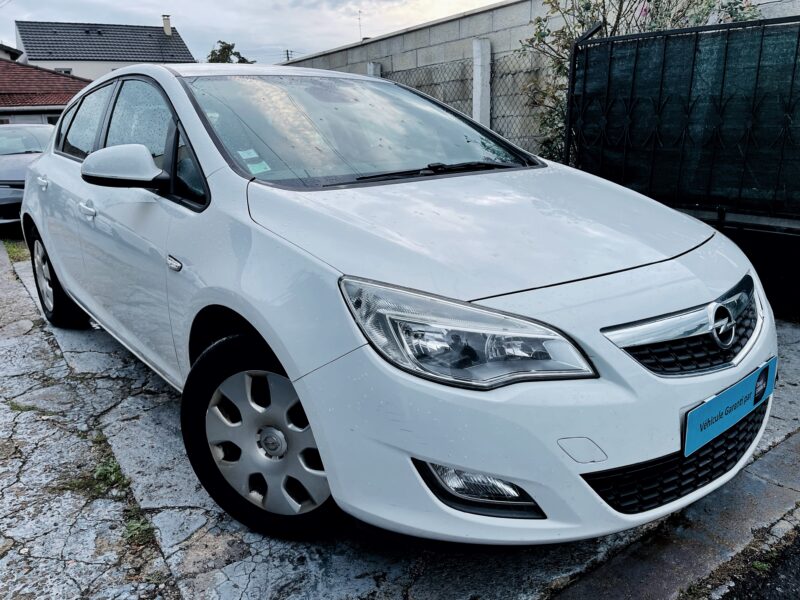 OPEL ASTRA  2012