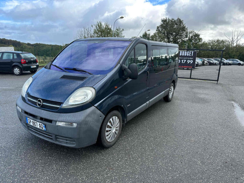 OPEL VIVARO A Autobus/Autocar 2003