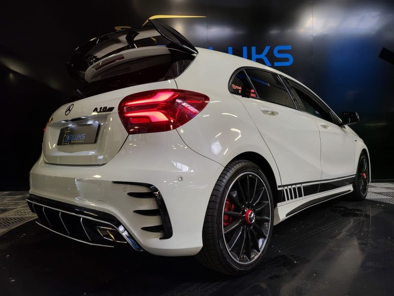 MERCEDES CLASSE A 180i 122cv WHITE ART EDITION PACK AERO A 45 AMG /CIEL ETOILE+APPLE CAR PLAY/