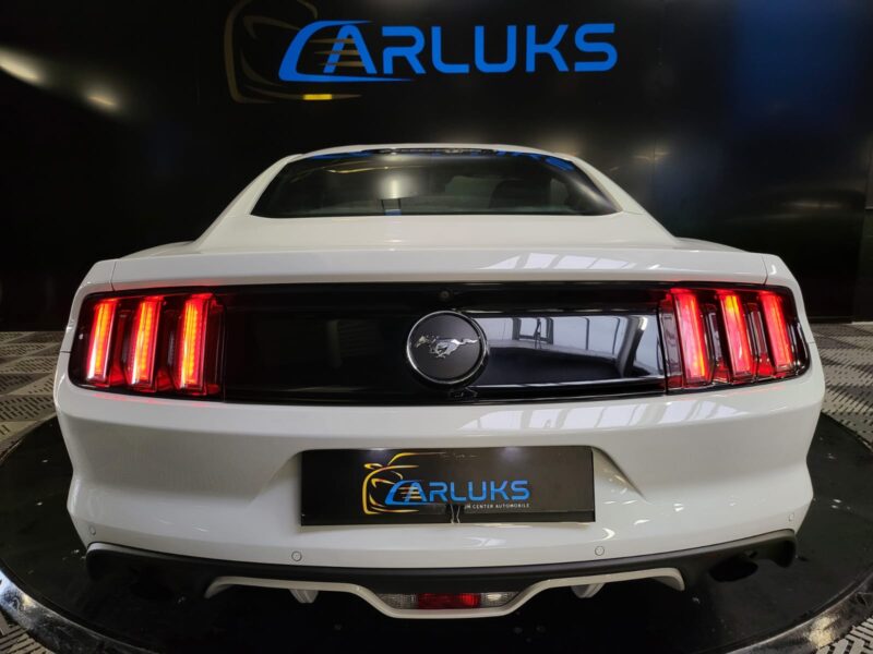 FORD MUSTANG 2.3 EcoBoost 317cv FASTBACK / CUIR / SIEGES ELECTRIQUES / CAMERA